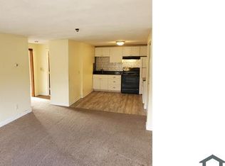 913 State Rd, Plymouth, MA 02360