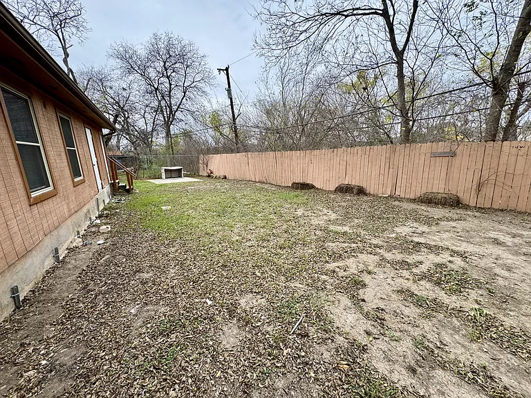 146 Stapleton St — Photo 26