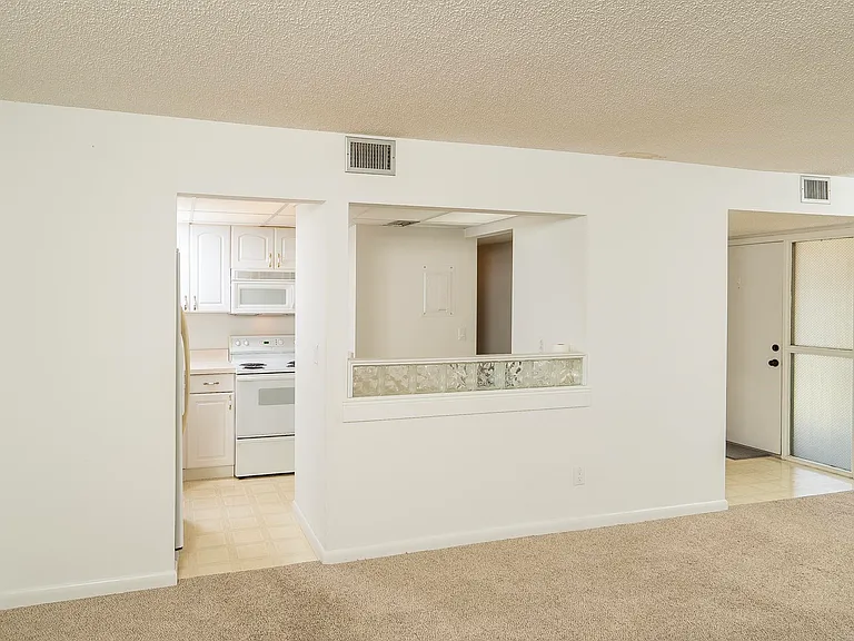 22 Veronese Ct — Photo 20