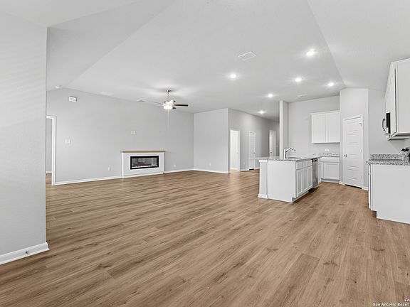 3rd image of 22224 Jordans Place