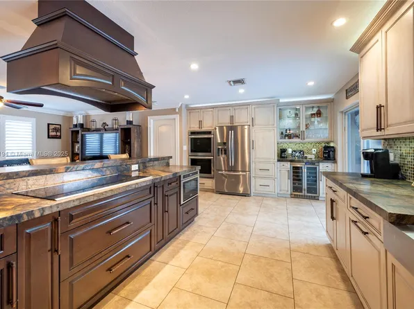 7912 SW 29th St, Davie, FL 33328