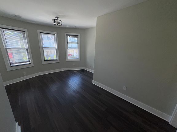 4th image of 154 Sanford St #G2