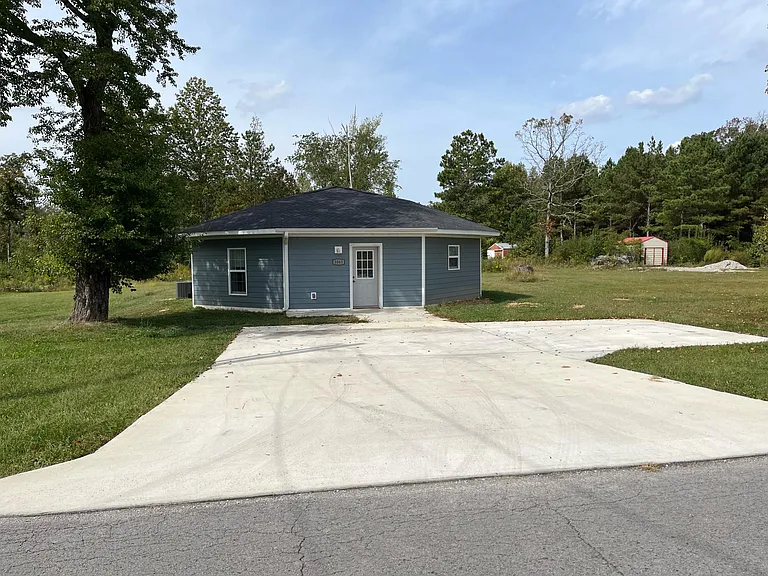 3063 Short Springs Rd — Photo 2