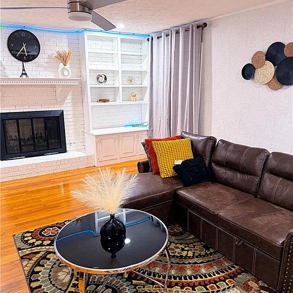 1398 Branchwood Dr #1 — Photo 3