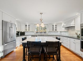 120 Ivy Hills Rd, Southbury, CT 06488