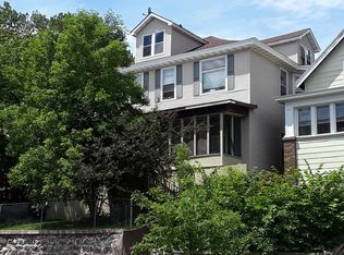 2125-2127 W 4th St #2127-1/2, Duluth, MN 55806