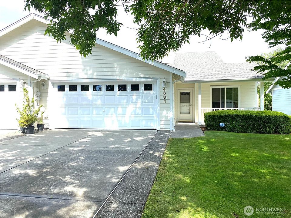 1st image of 4634 Boardwalk Drive #B