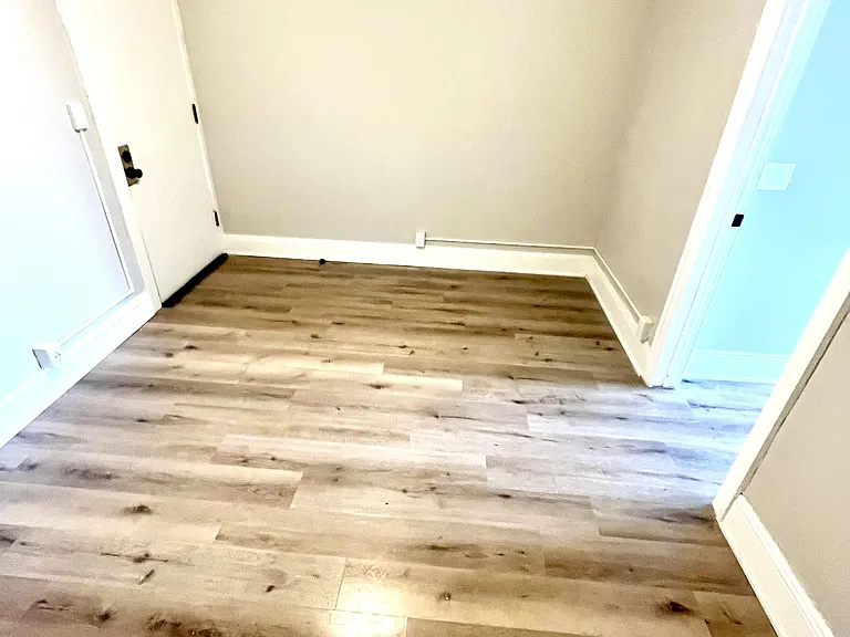 13450 Cedar Rd #4 — Photo 4