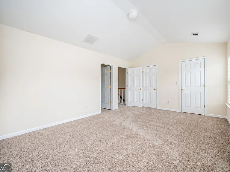 2213 Leicester Way SE — Photo 20