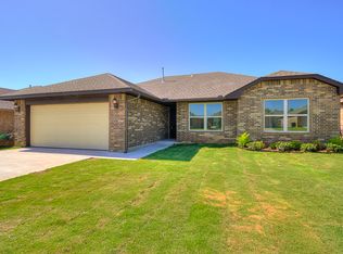 818 Monarch Way, Purcell, OK 73080
