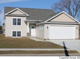 272 N Columbia Ave, Springfield, IL 62702