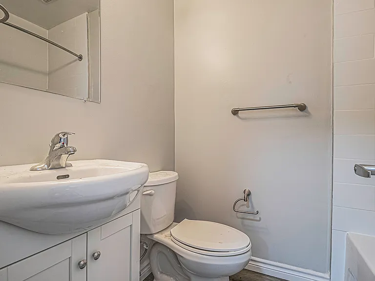 14 Scace Ave #11 — Photo 7