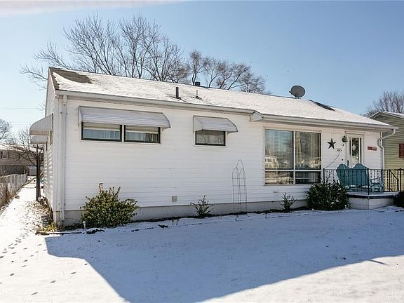 3rd image of 522 Maplewood Dr