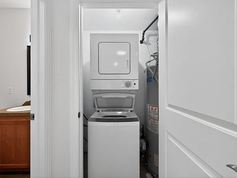 9079 E Panorama Cir #301 — Photo 21