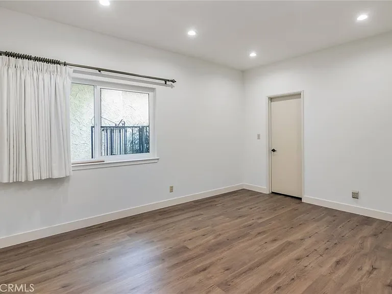14676 Deervale Pl — Photo 29