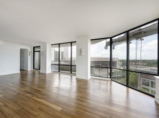 15 Greenway Plz UNIT 8G, Houston, TX 77046