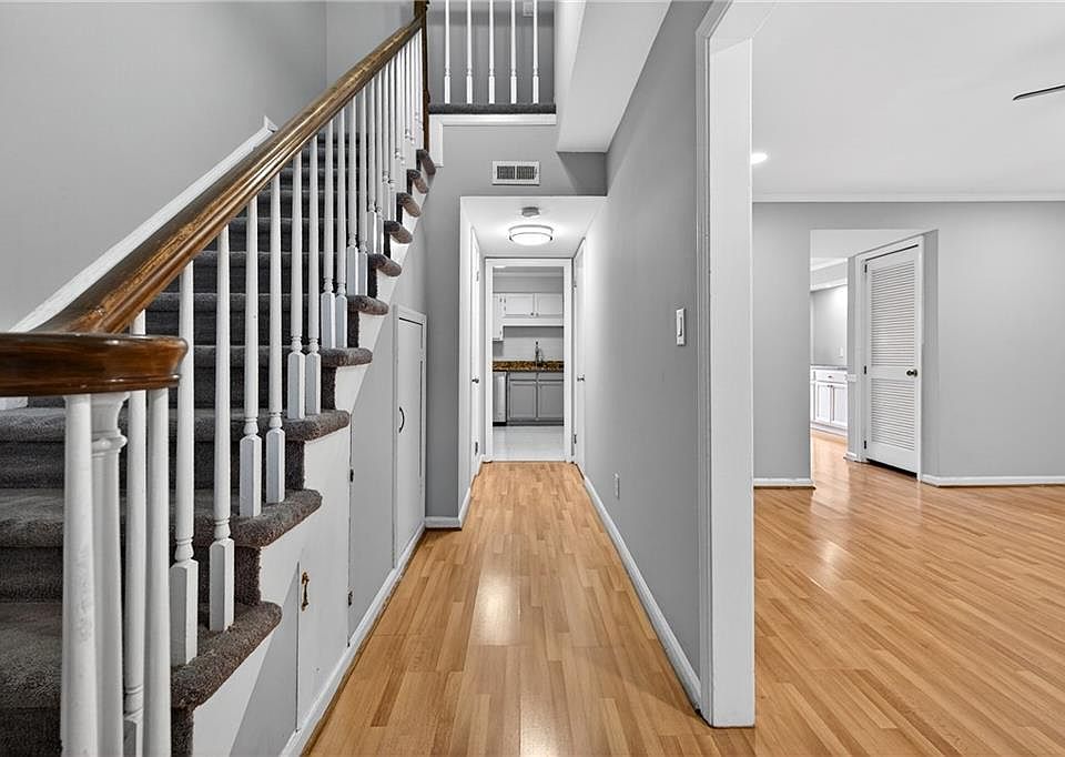 1st image of 6520 Roswell Rd Unit 48