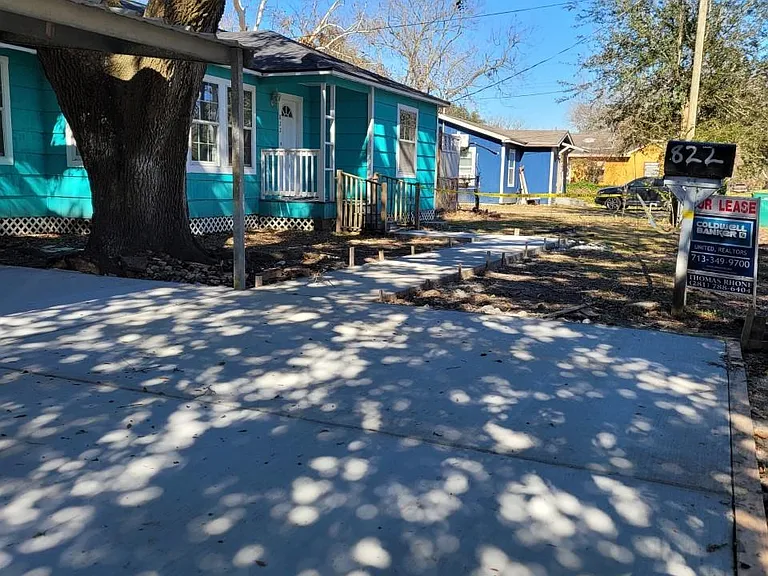 822 Retama St — Photo 4