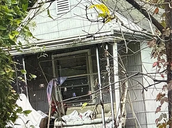 536 S Evanston Ave, Independence, MO 64053