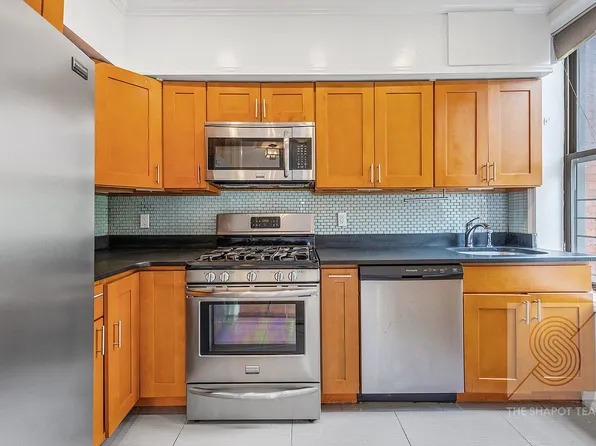 160 Wadsworth Ave APT 307, New York, NY 10033