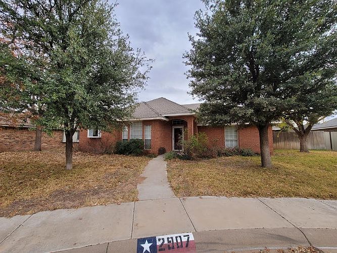 1st image of 2907 Sandhill Cir