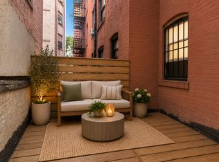 170 E 2nd St APT 1E, New York, NY 10009