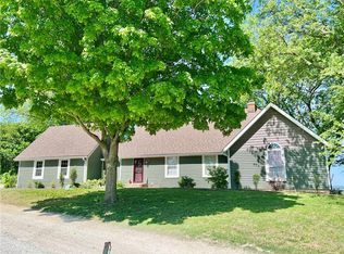 1155 Golf Rd, Lexington, MO 64067