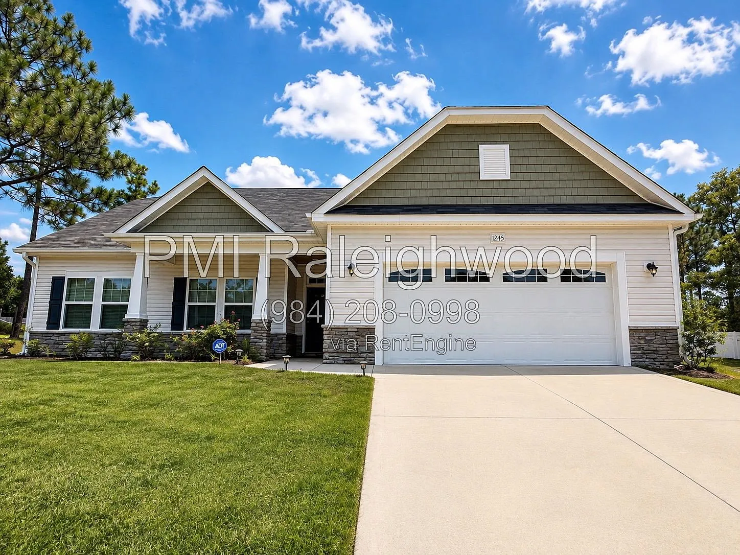 4 bed, 3.0 bath, 2553 sqft, $2,425 — Photo 3