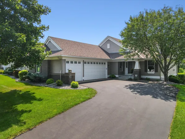 9777 Wedgewood Cir, Woodbury, MN 55125