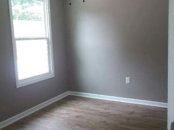 4th image of 108 S Highland Ave APT 8