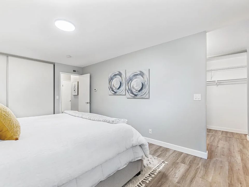 1st image of 2088 Eucalyptus Ct