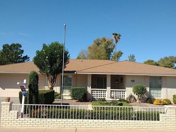 3rd image of 10936 W Cumberland Dr