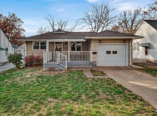 3109 SW 8th Ave, Topeka, KS 66606