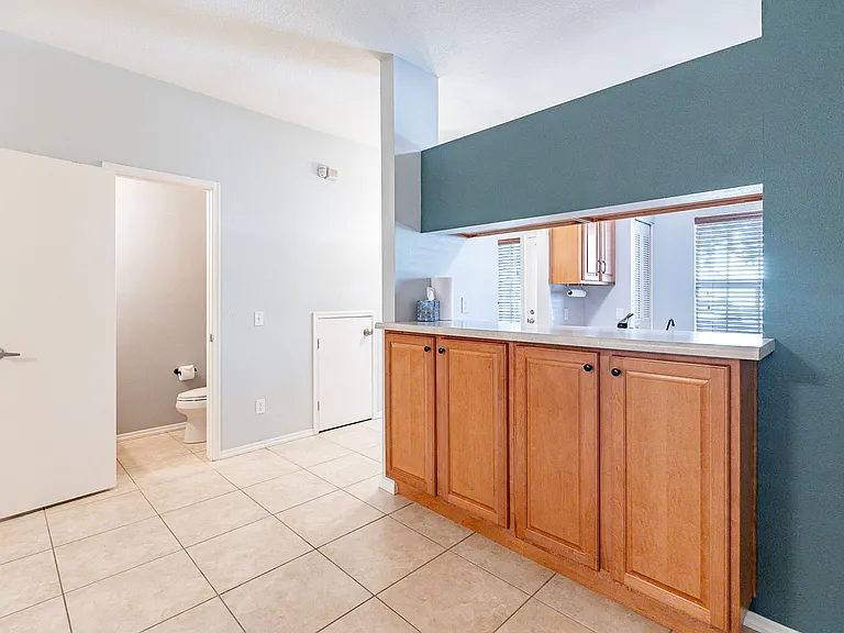 12-web-or-mls-Hartford-HD-12_04302024