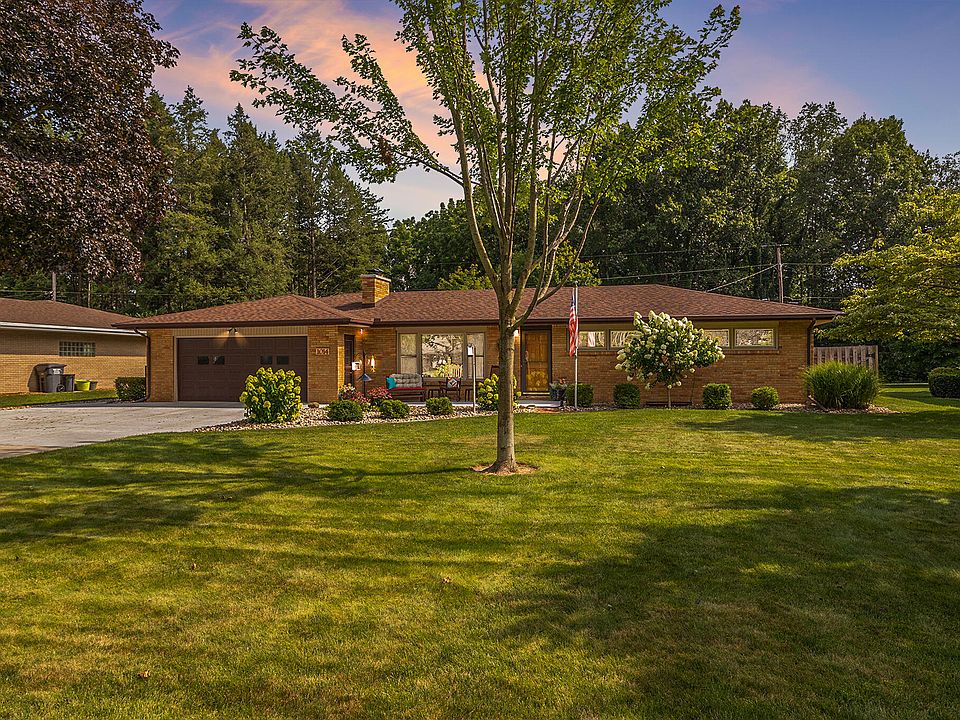 1st image of 1014 Carley Ln