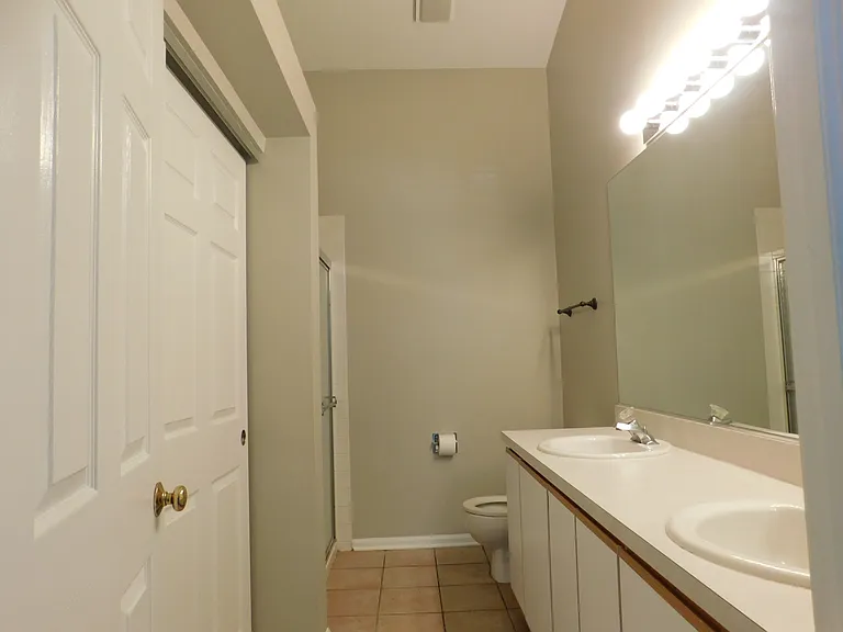 1060 Stillwater Rd — Photo 10