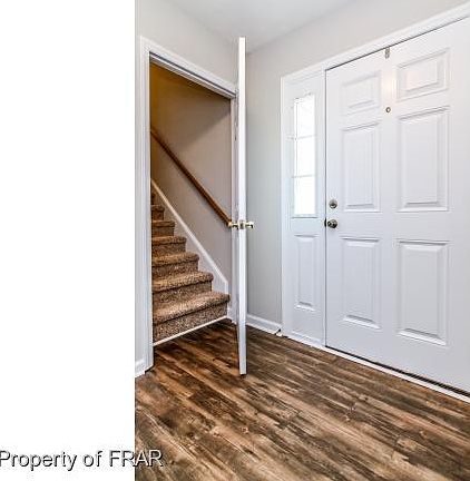 4th image of 241 Belle Chase Dr