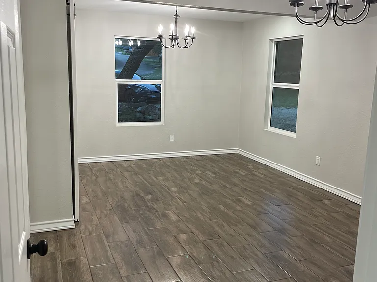 130 Creekview Dr — Photo 7