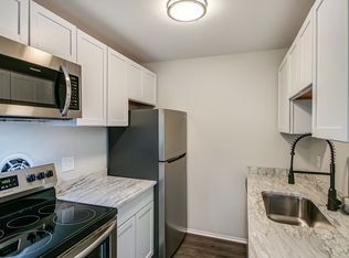 4312-4316-13 Mile 3415 #2B-1BA, Royal Oak, MI 48073
