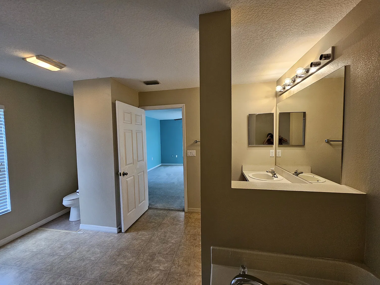 9765 SW 46th Court - 1 — Photo 3