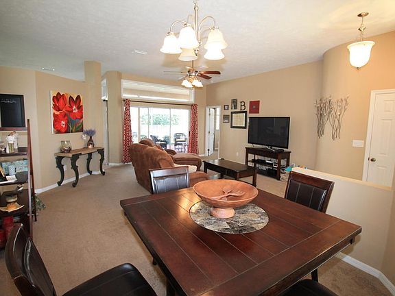 5th image of 5383 SE 15th Ave