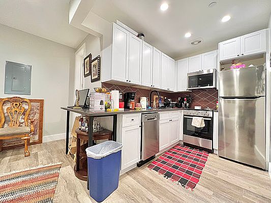 5th image of 1200 Bedford Ave #C