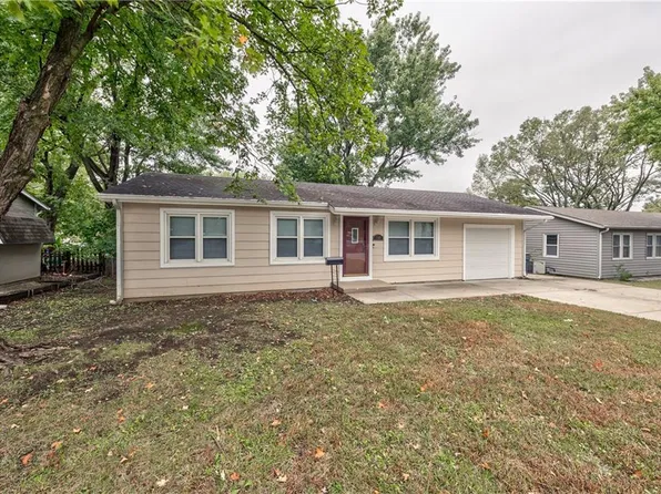 737 N Woodland St, Olathe, KS 66061