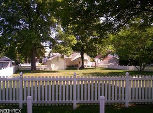Bank Ln SE, New Philadelphia, OH 44663