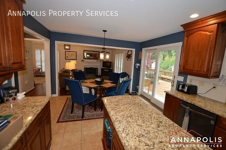 314 Rosslare Dr — Photo 4