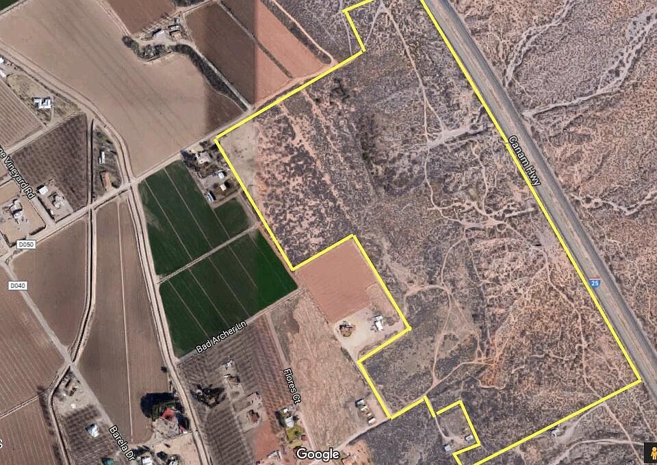 2nd image of Diaz Rd