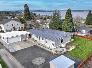 402 Pacific St, Steilacoom, WA 98388