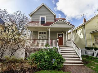 1933 W Touhy Ave, Chicago, IL 60626