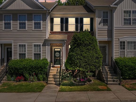 2nd image of 7850 Spungold St