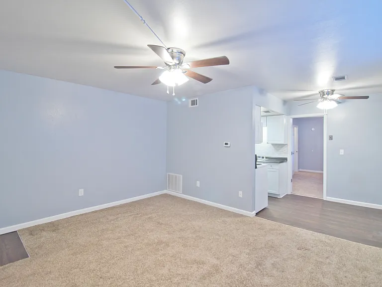 29 Devon Ct — Photo 15